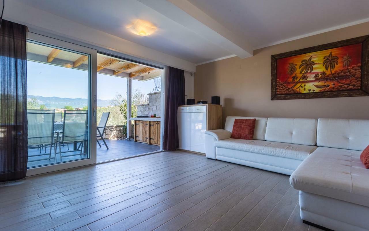 Apartment Trava กลิมโน ภายนอก รูปภาพ
