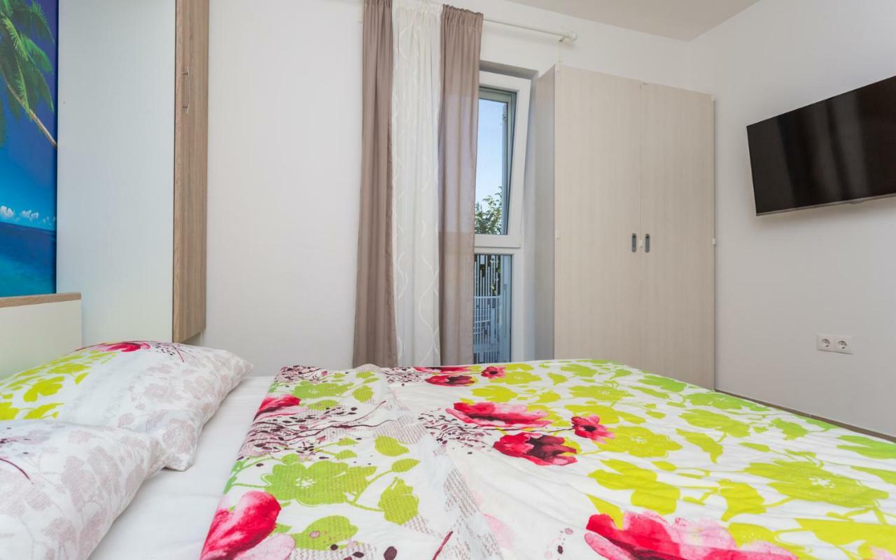 Apartment Trava กลิมโน ภายนอก รูปภาพ